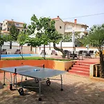 Apartments Romina- 50M From The Sea