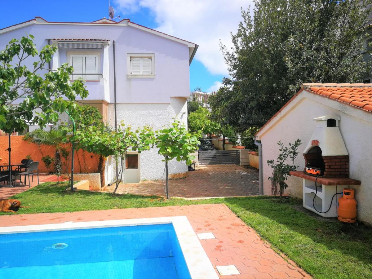 Romina- 50m From The Sea Appartamento Pola